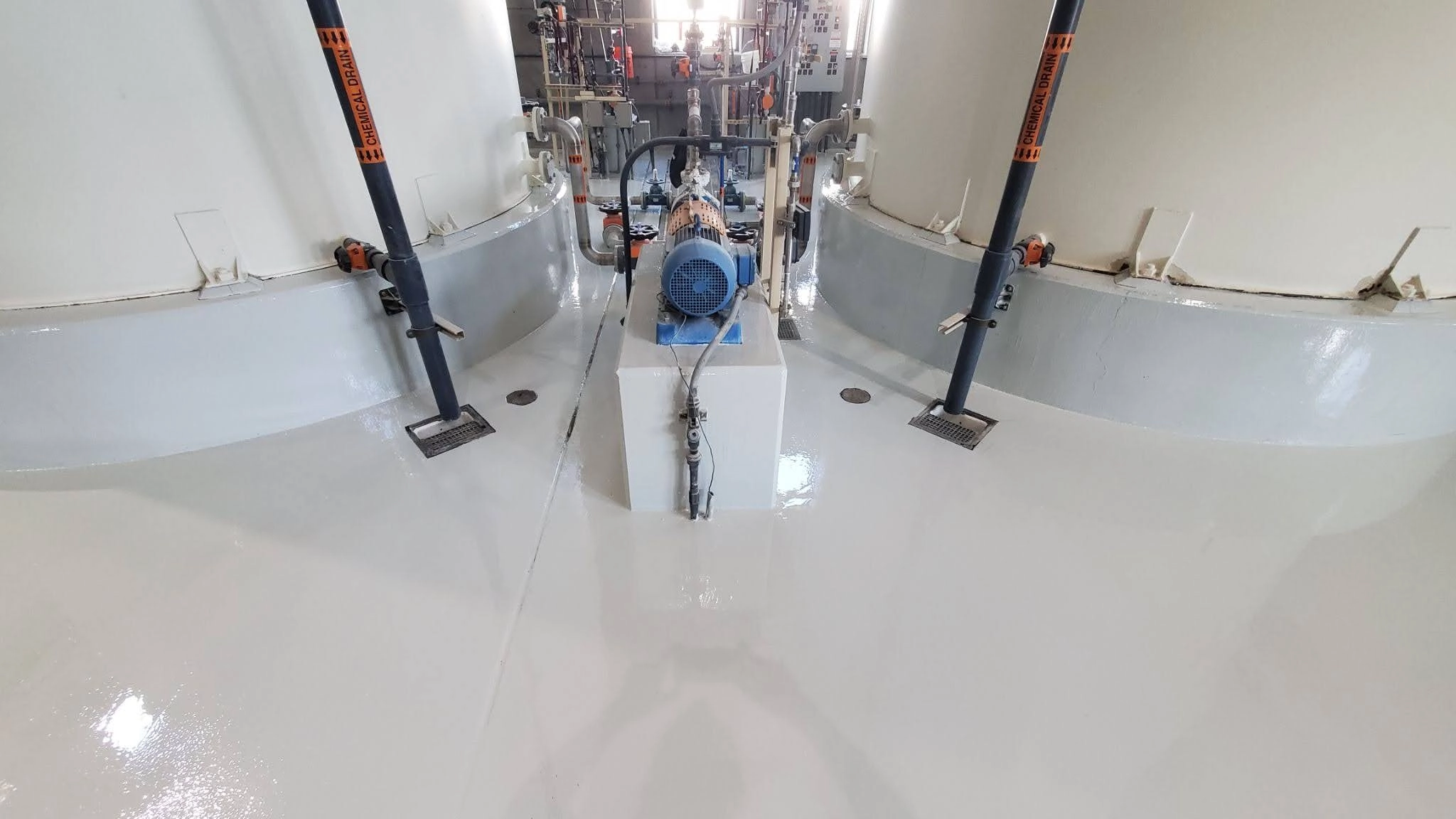 Fresno Epoxy Crew Floor Refinishing & Concrete Coating